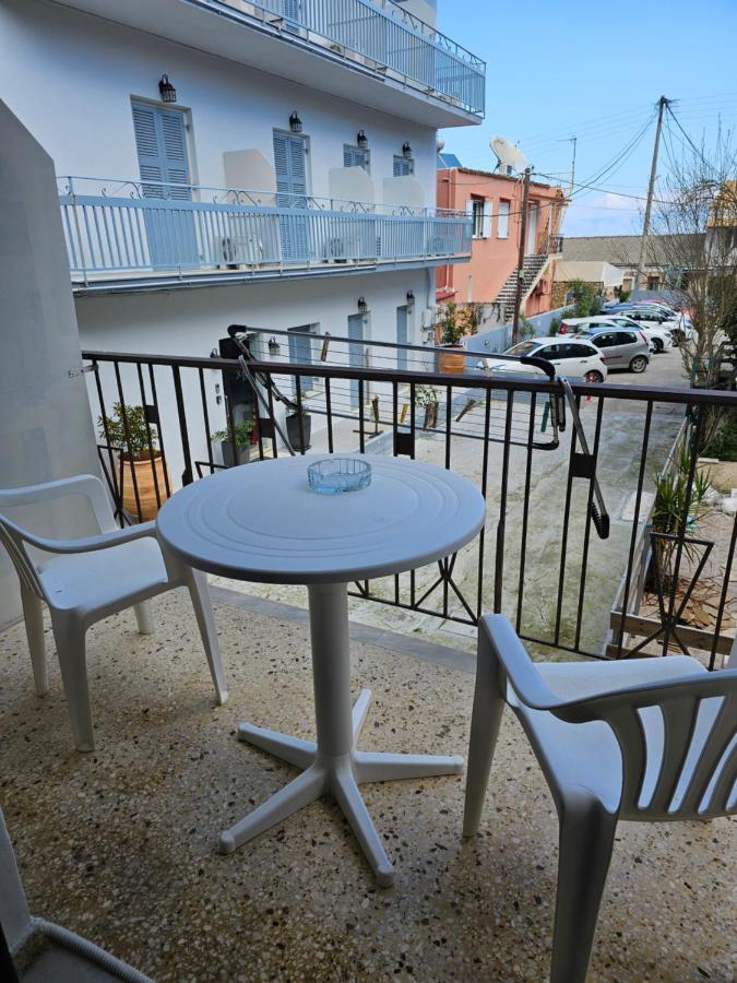 Madalenarooms Benitses (Corfu) Exterior foto
